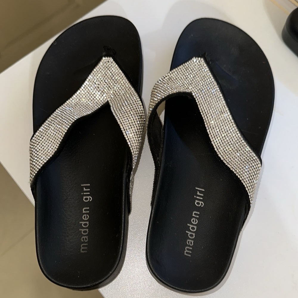 GREAT CONDITION Rhinestone Platform Flip Flops
